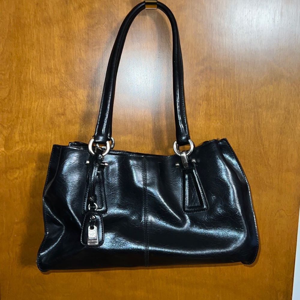 Black Liz Claiborne hand bag/purse